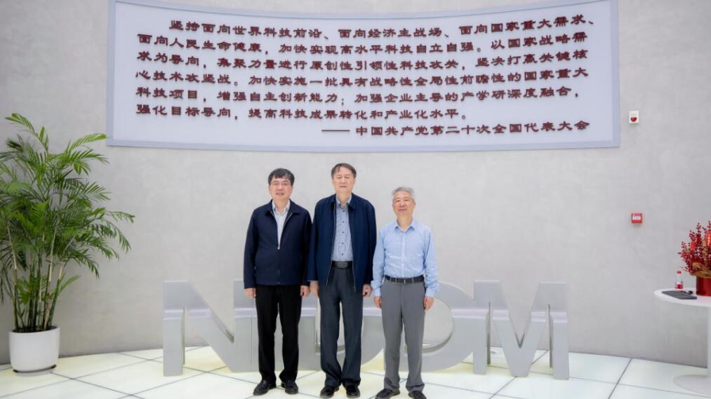 �Ї��ƌW(xu��)Ժ��ݶԺʿ��������ͨ��W(xu��)÷ѩ�ɽ��ڵ��L(f��ng)���Kʡ���ֻ��O