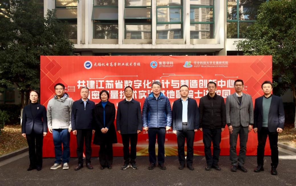 ��(chu��ng  )�����ąR�Ǿ�����У�󹲽���(sh��)Ӗ����